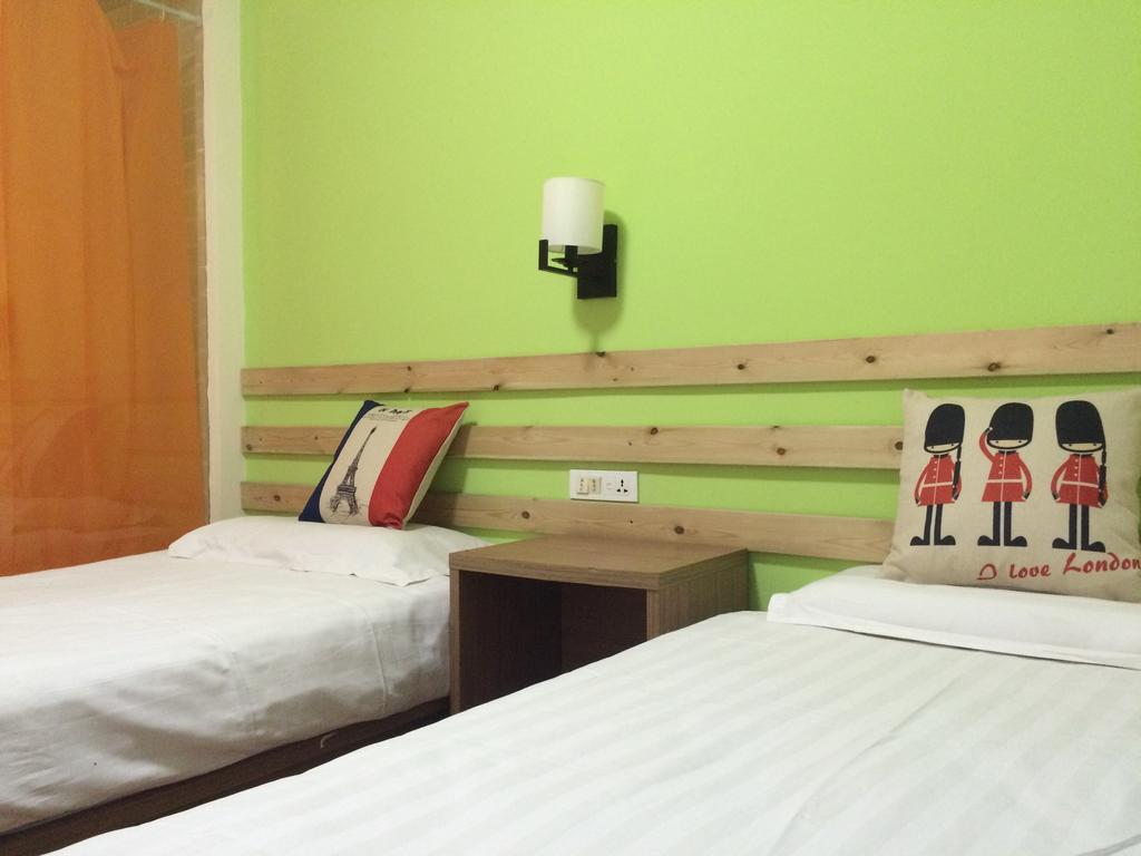 Xi'An Rainbow Youth Hotel Exterior photo