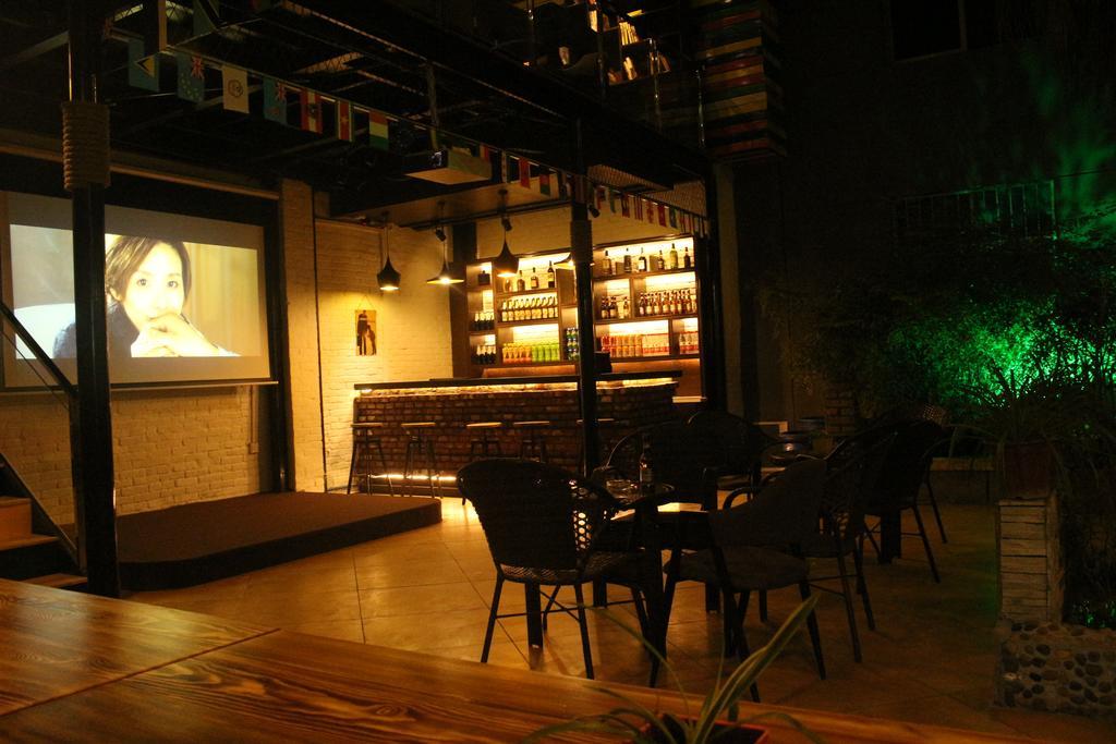 Xi'An Rainbow Youth Hotel Exterior photo