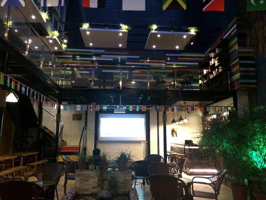 Xi'An Rainbow Youth Hotel Exterior photo